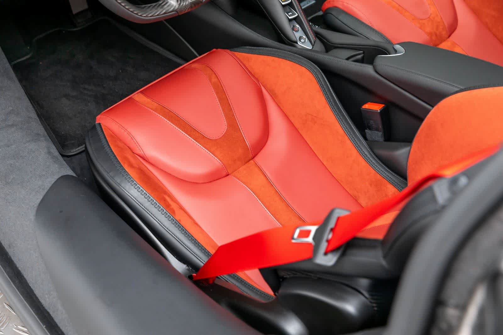 New 2026 McLaren 750S RWD image 25