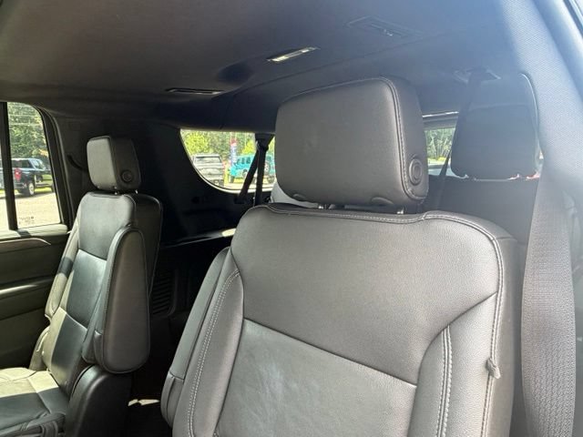 Used 2021 Chevrolet Suburban LT w/ LT Signature Package AWD/4WD image 16