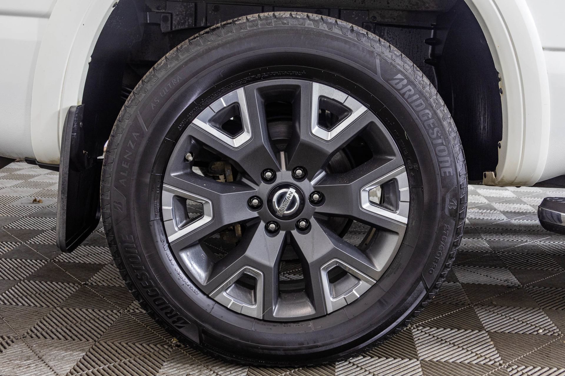 Used 2021 Nissan Titan Platinum Reserve w/ Moonroof Package AWD/4WD image 56