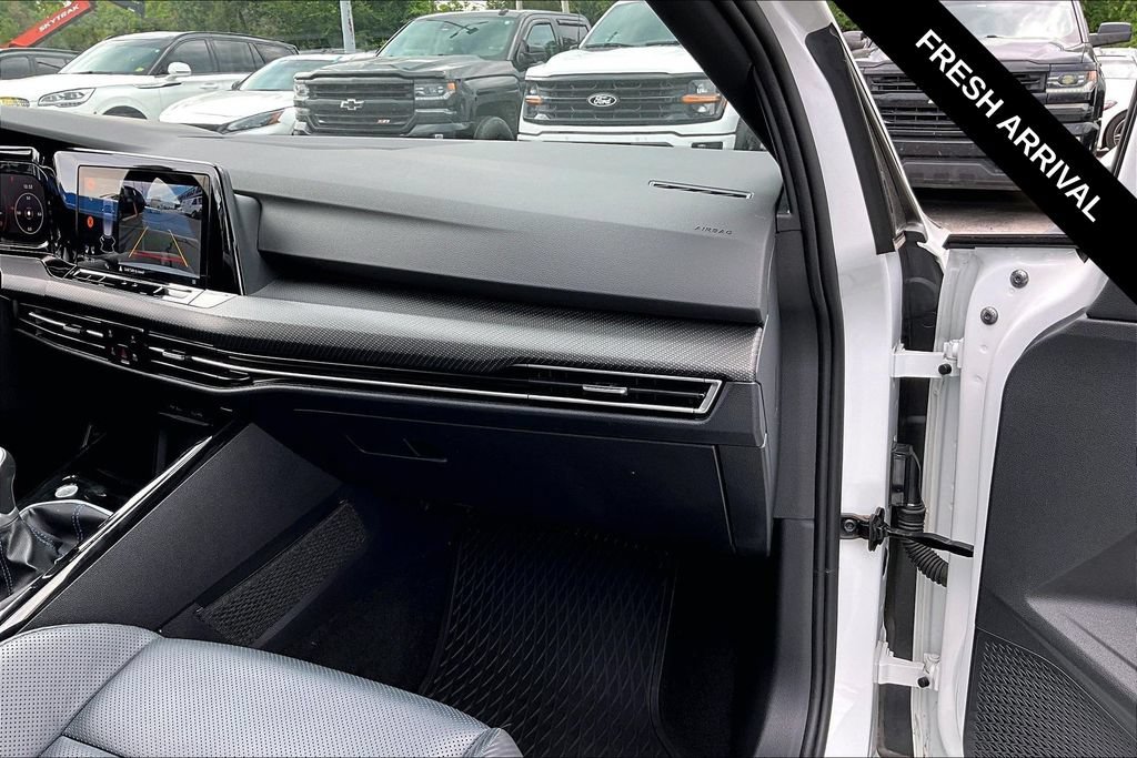 Used 2024 Volkswagen Golf R AWD/4WD image 25