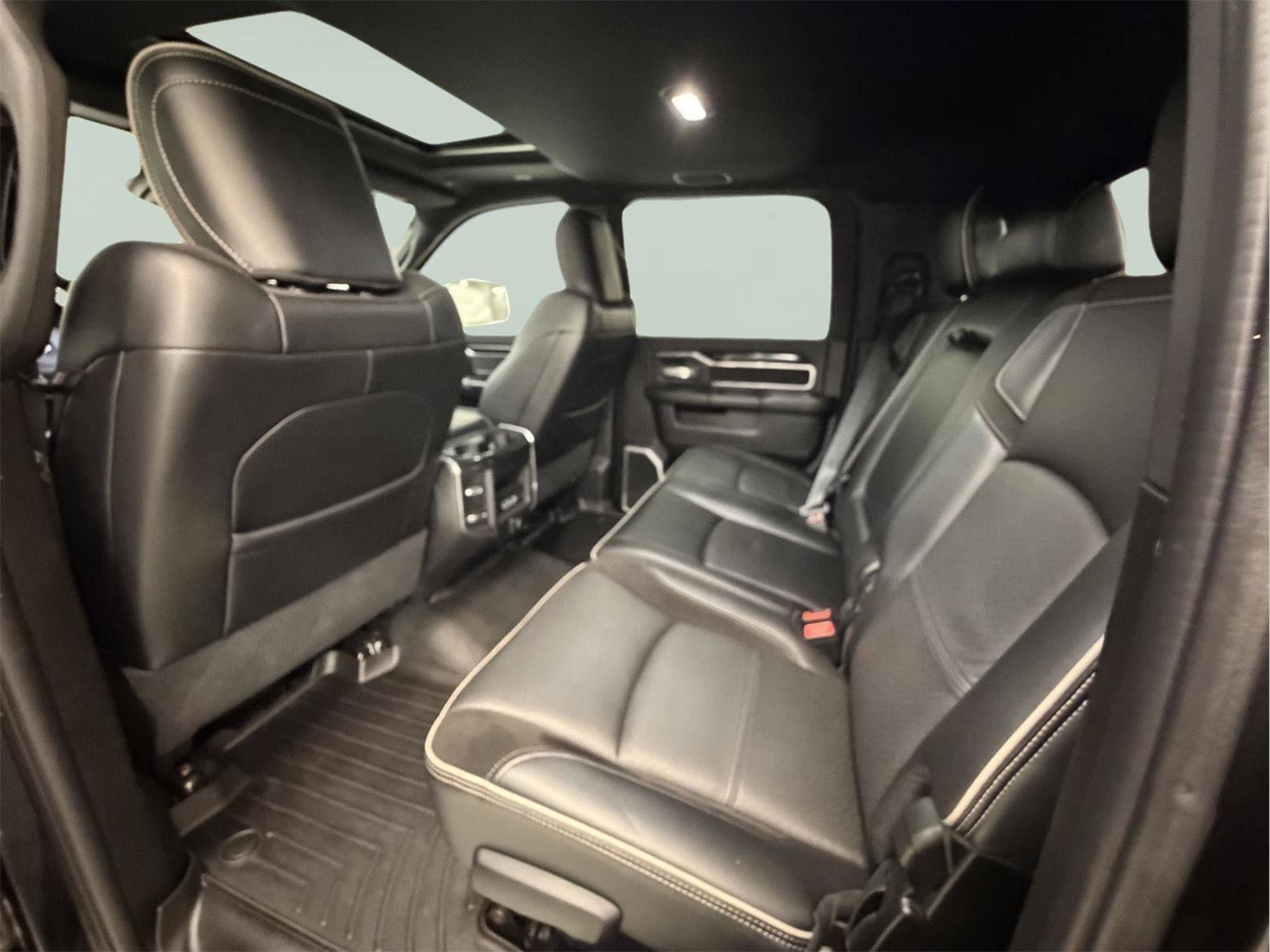 Used 2020 RAM 3500 Laramie image 25