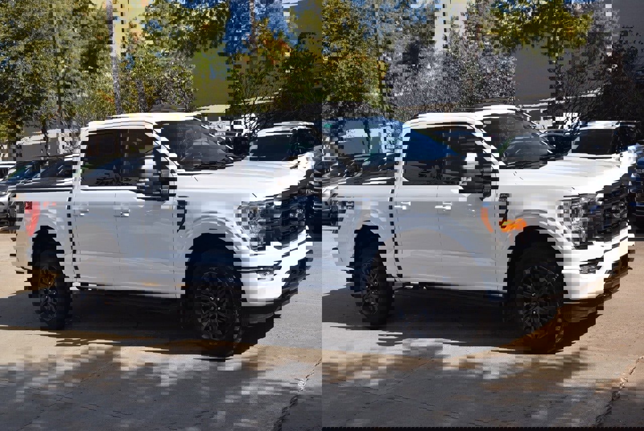 Certified 2023 Ford F150 XLT w/ Equipment Group 302A High image 5