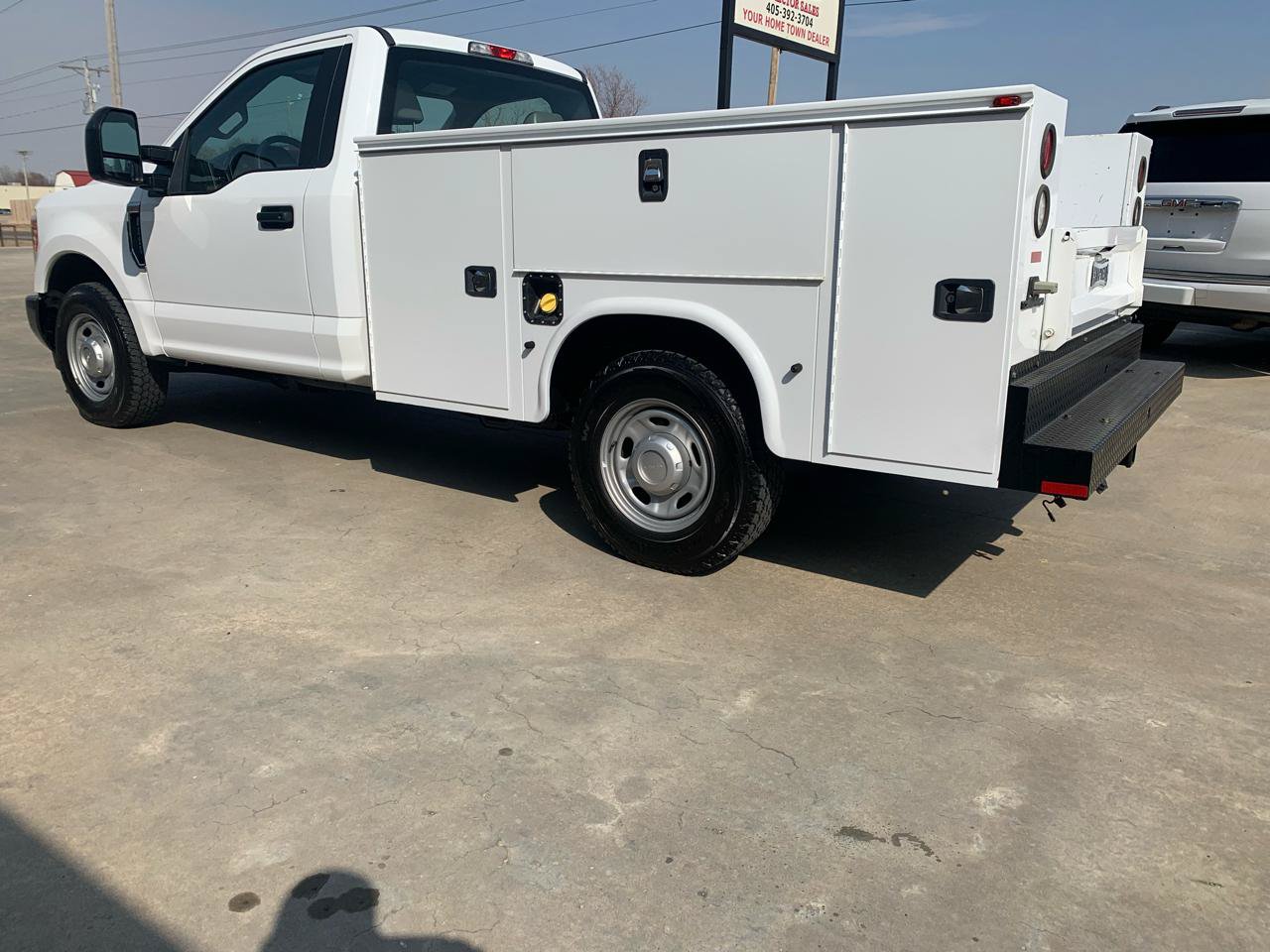 Used 2017 Ford F250 XL RWD image 4