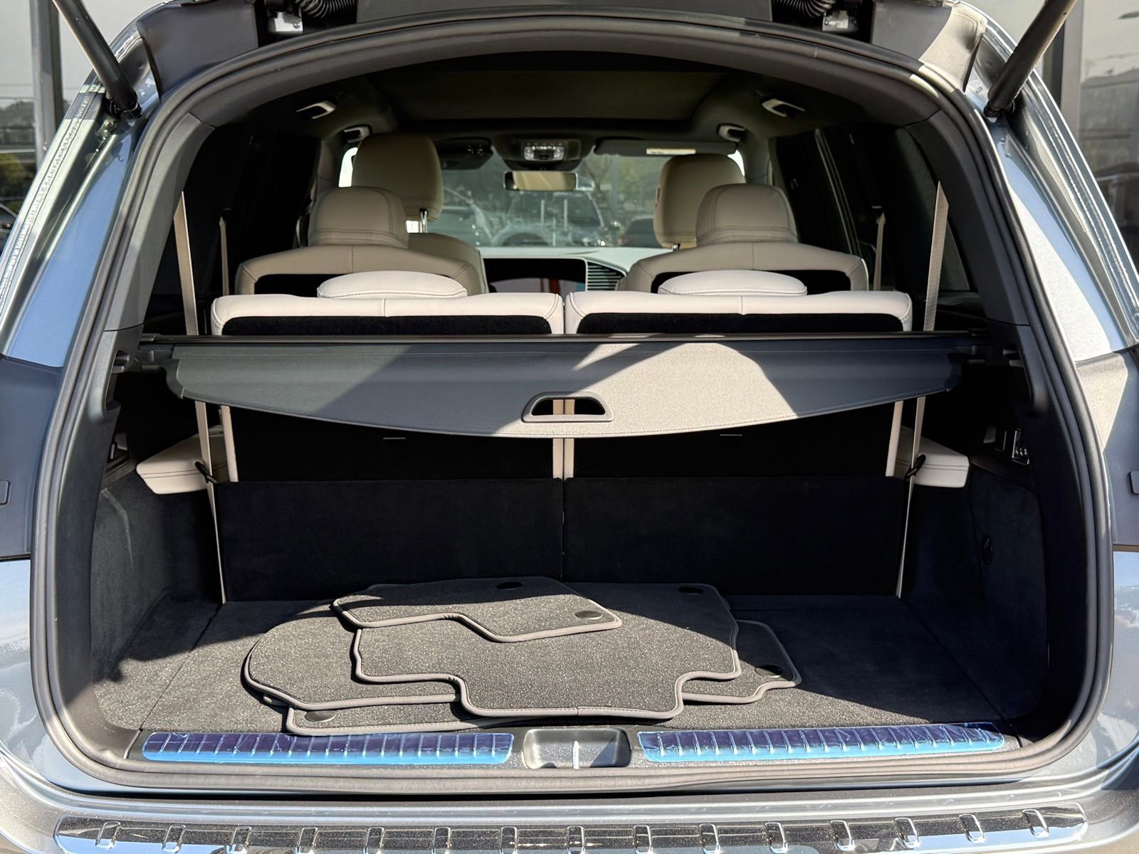 Used 2025 Mercedes-Benz GLS 450 4MATIC image 20