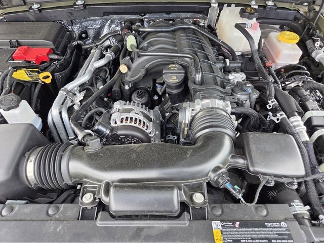Used 2025 Jeep Wrangler Unlimited Rubicon w/ Safety Group image 39