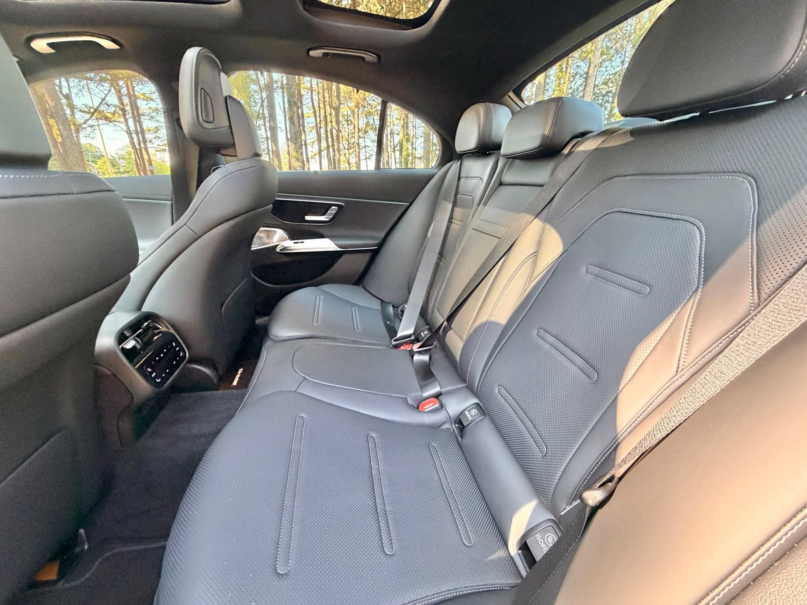 Certified 2026 Mercedes-Benz E 53 AMG e 4MATIC Sedan image 14