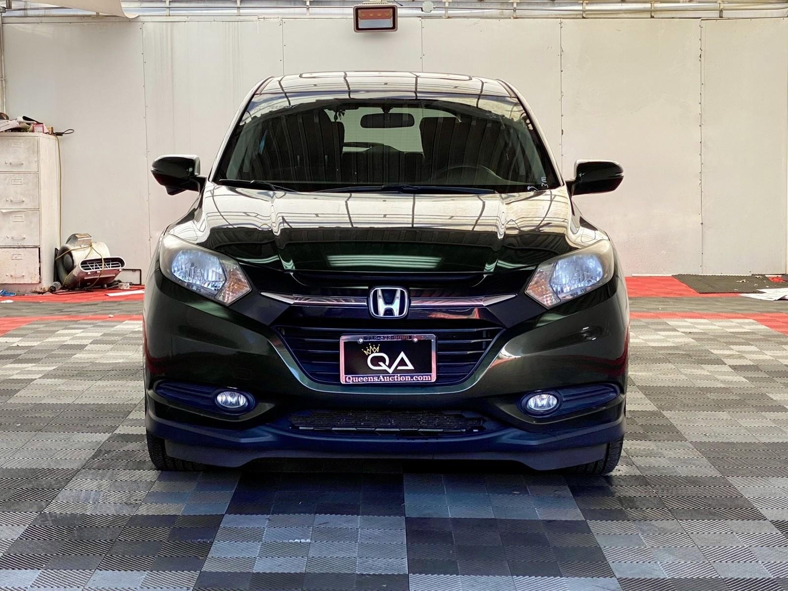 Used 2018 Honda HR-V EX image 2
