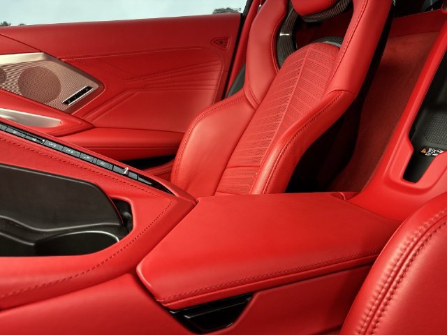 Used 2024 Chevrolet Corvette Z06 RWD image 21