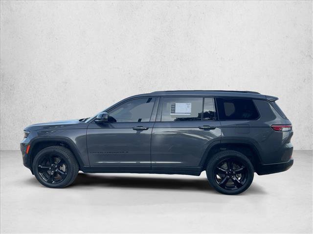 Used 2022 Jeep Grand Cherokee L Limited w/ Luxury Tech Group II image 9