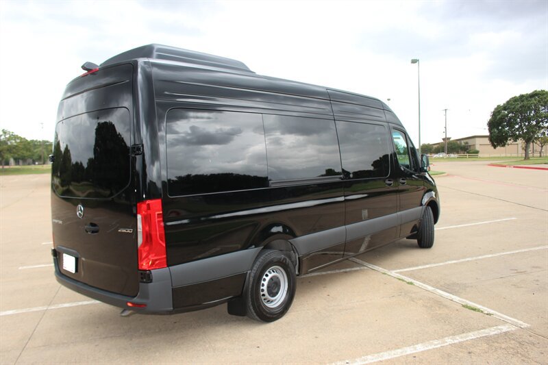 Used 2026 Mercedes-Benz Sprinter 2500 image 5