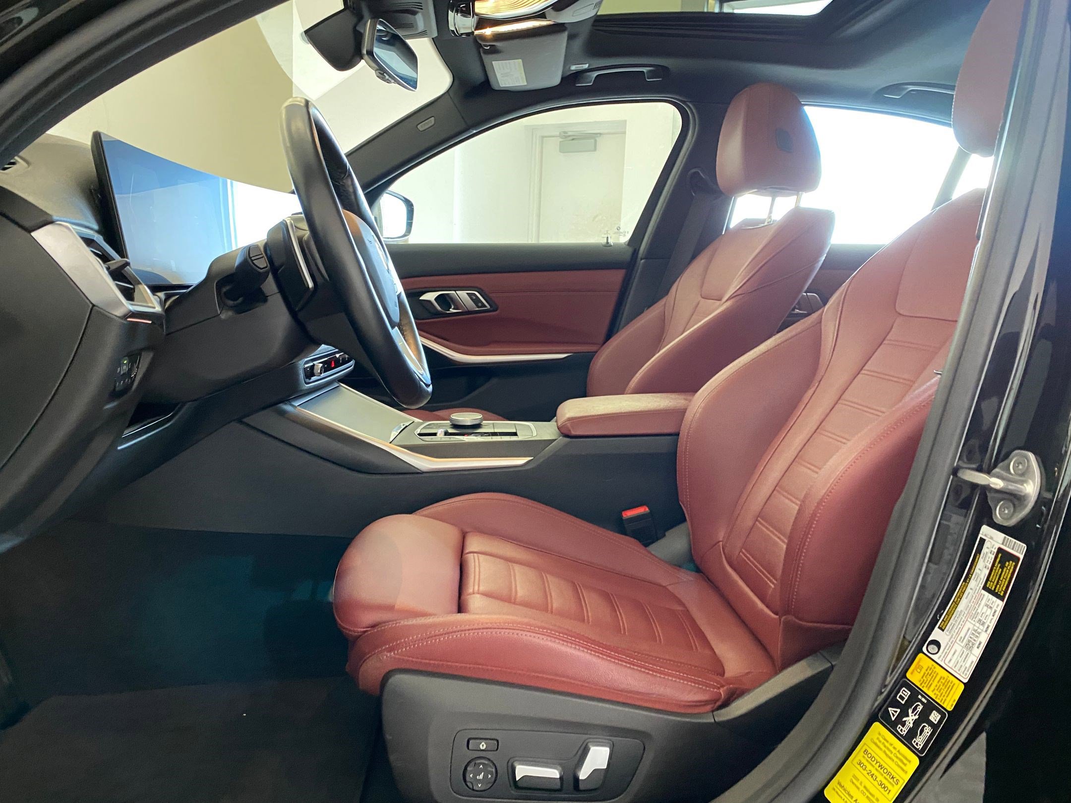 Certified 2023 BMW 330i xDrive Sedan w/ Premium Package image 4