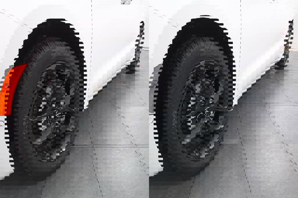 New 2026 Chrysler Pacifica Select w/ S Appearance Package image 30