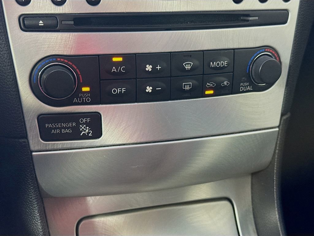 Used 2013 INFINITI G37 Sport RWD image 18