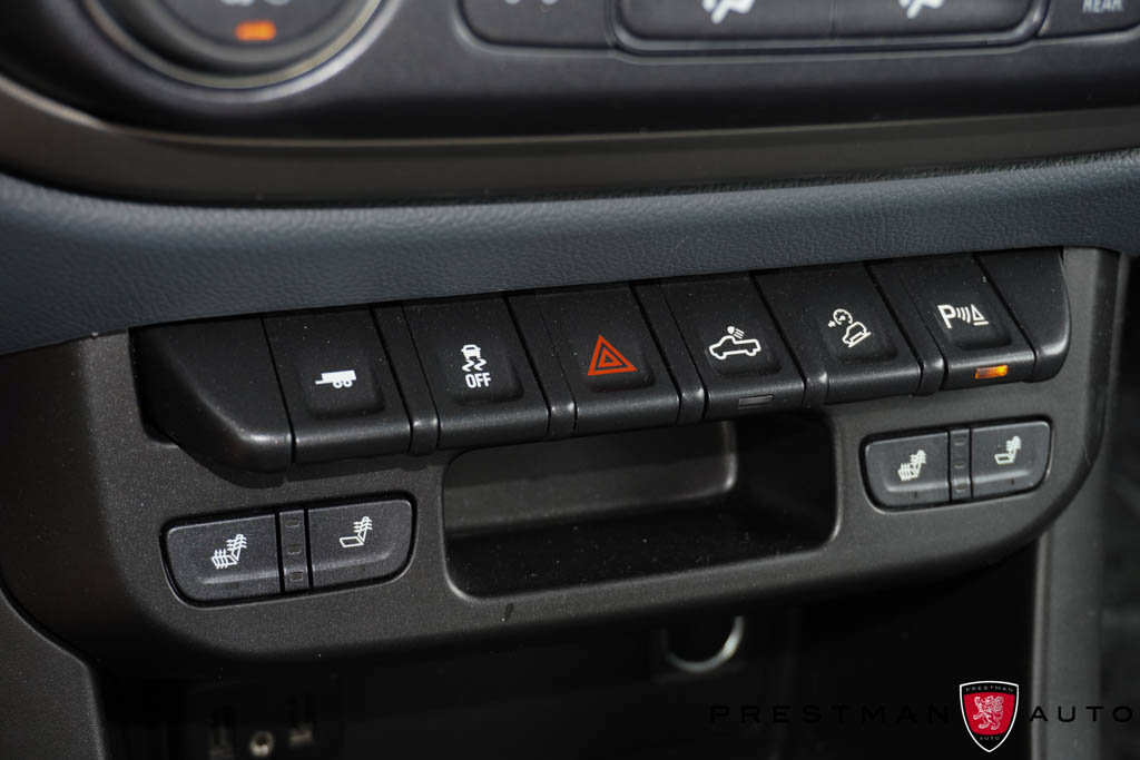 Used 2022 Chevrolet Colorado Z71 AWD/4WD image 30