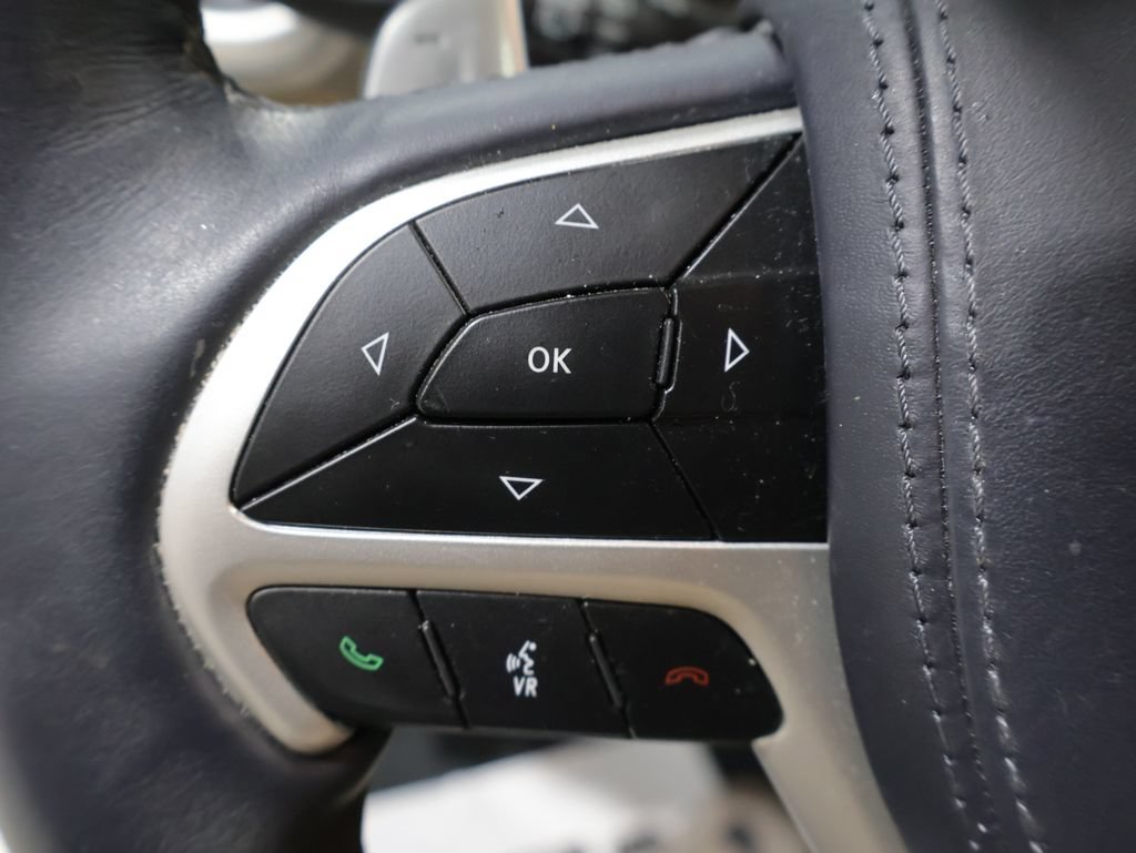 Used 2021 Jeep Grand Cherokee Summit AWD/4WD image 36