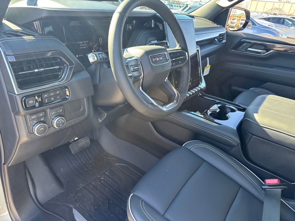New 2026 GMC Yukon XL Elevation w/ LPO, Floor Liner Package image 16