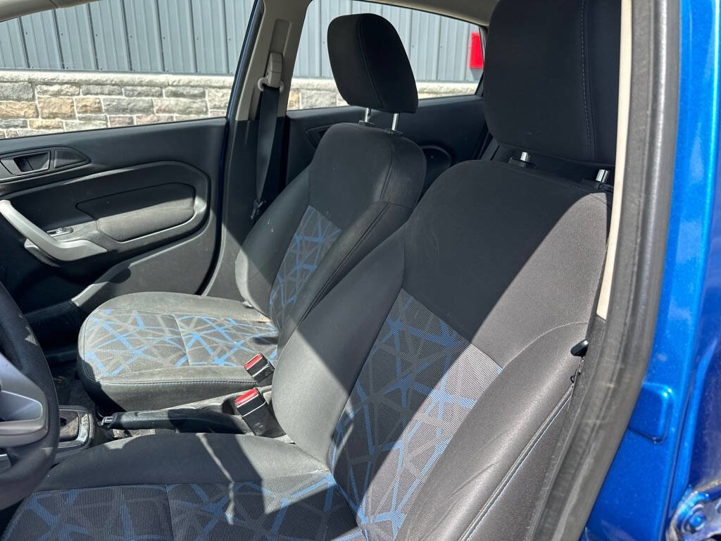 Used 2011 Ford Fiesta SE w/ 202A Rapid Spec Order Code FWD image 7