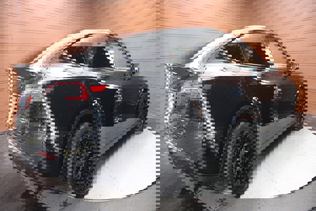 Used 2023 Tesla Model Y Long Range image 54