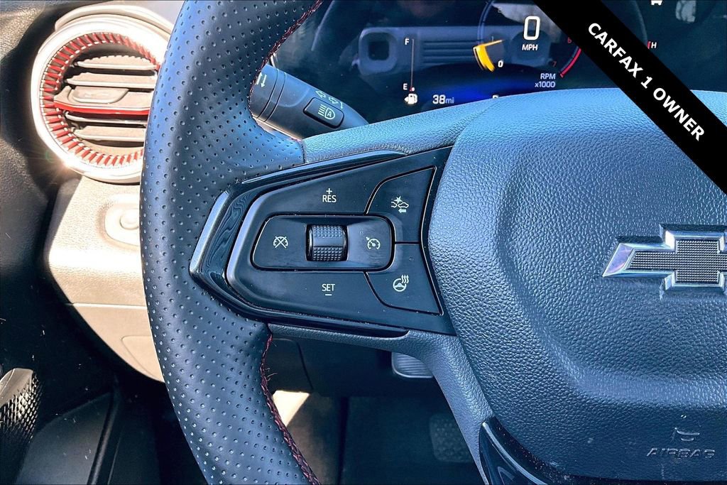 Used 2025 Chevrolet Trax RS w/ Driver Confidence Package image 11