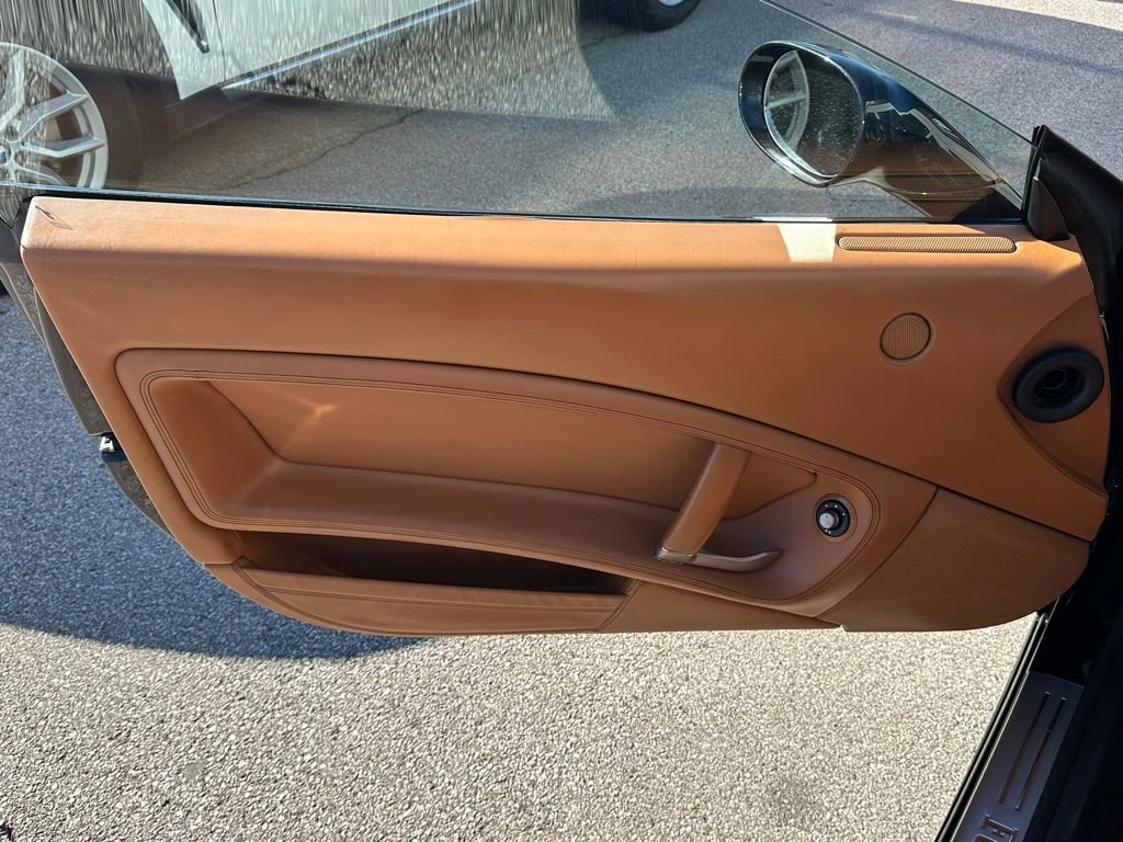 Used 2010 Ferrari California image 15