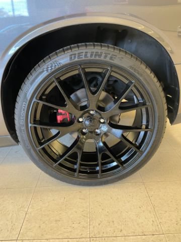 Used 2014 Dodge Challenger SXT RWD image 25