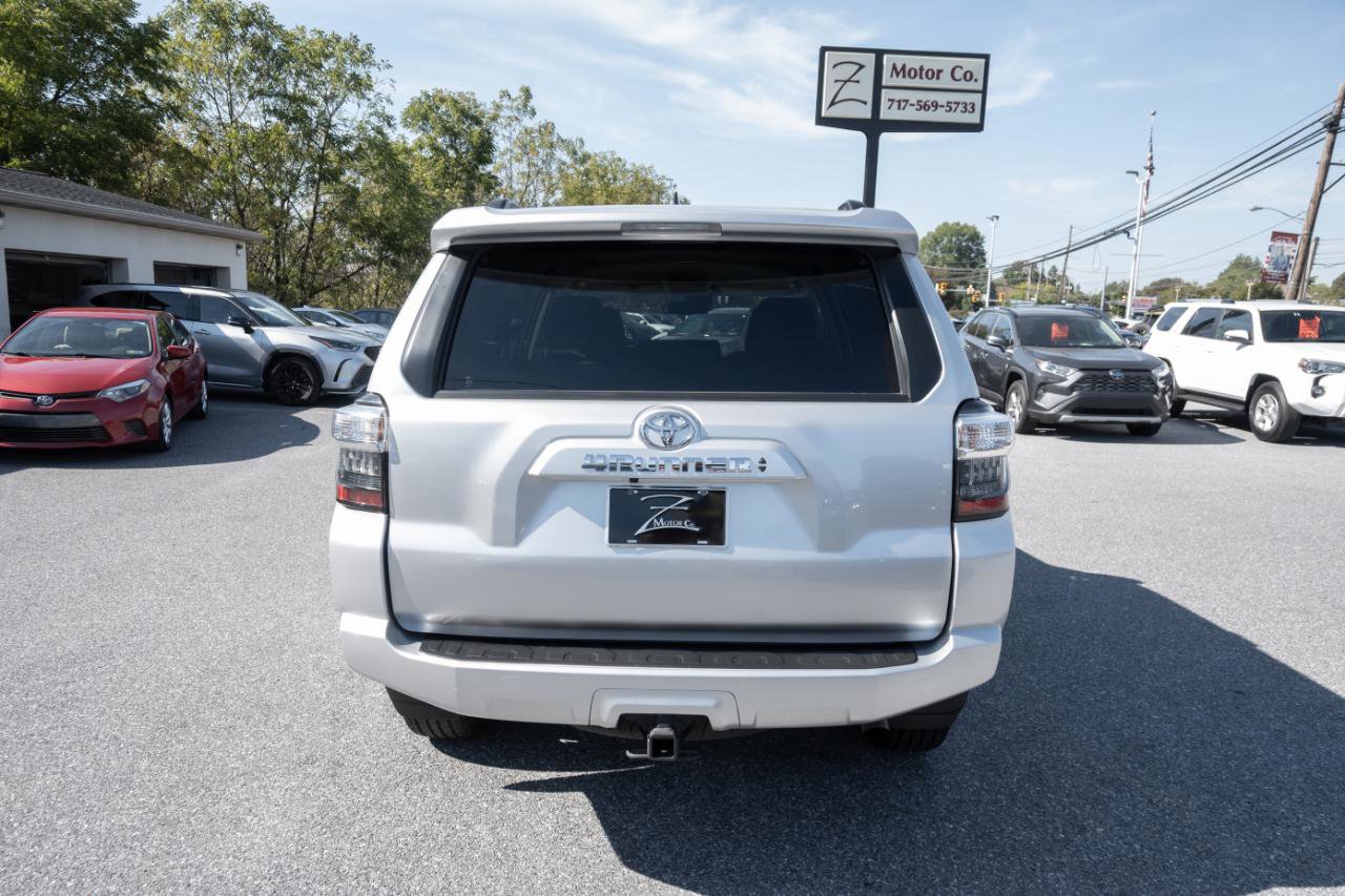 Used 2024 Toyota 4Runner SR5 image 10