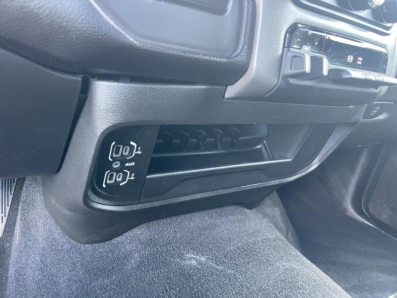 Used 2024 RAM 2500 Big Horn AWD/4WD image 22