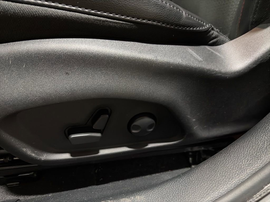 Used 2023 Jeep Compass Trailhawk w/ Trailhawk Convenience Group image 12