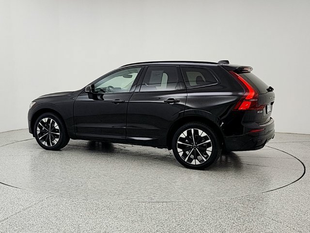 Certified 2026 Volvo XC60 B5 Plus AWD/4WD image 7