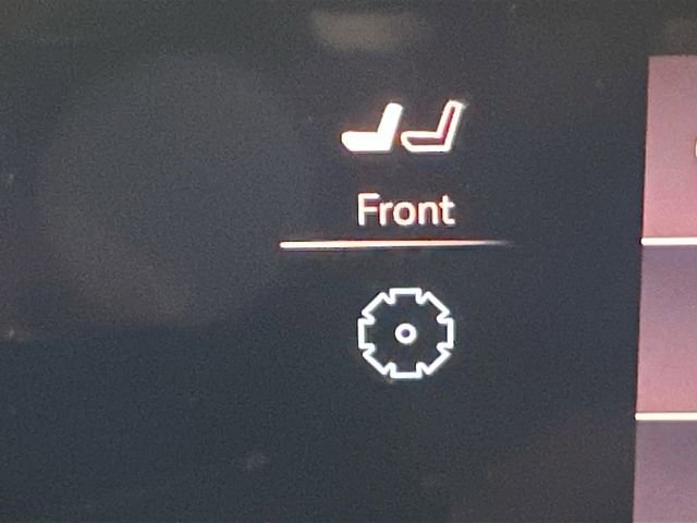 Used 2024 Cadillac Lyriq Sport image 27