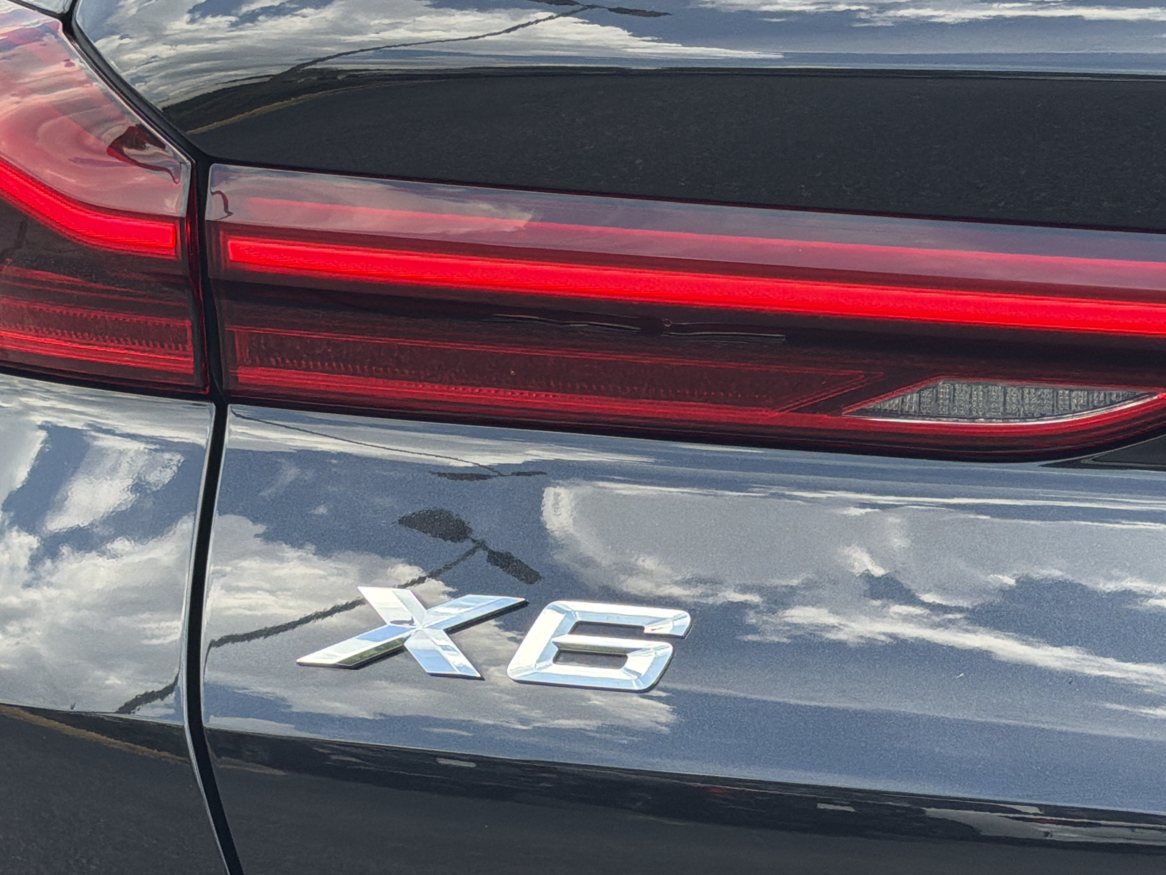 Certified 2026 BMW X6 xDrive40i AWD/4WD image 26