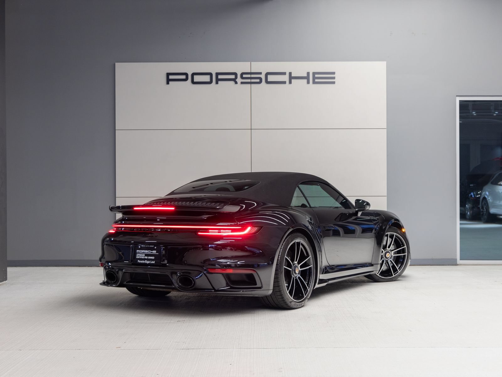 Certified 2025 Porsche 911 Turbo S AWD/4WD image 7