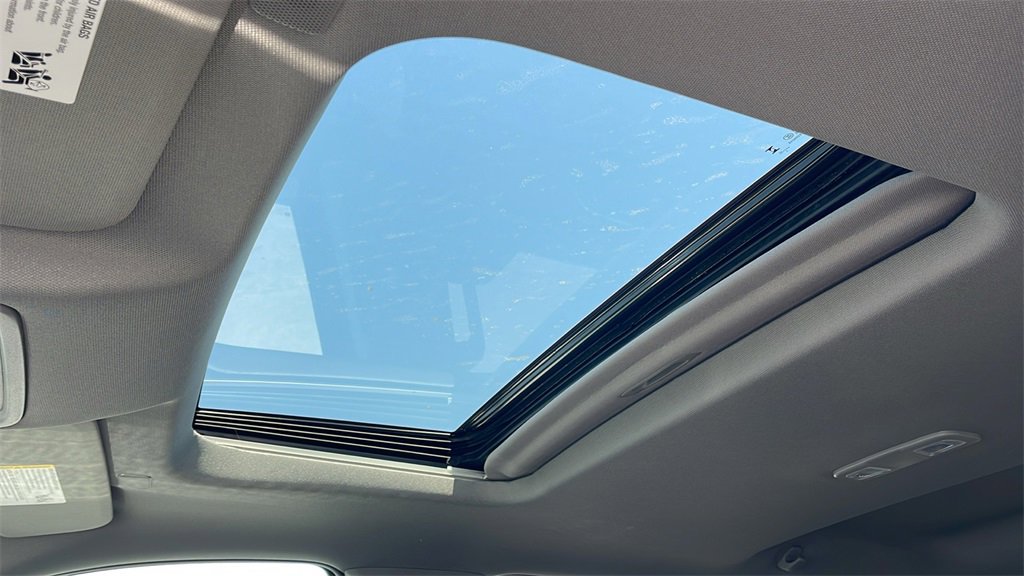 New 2025 GMC Sierra 2500 Denali w/ Denali Reserve Package image 11