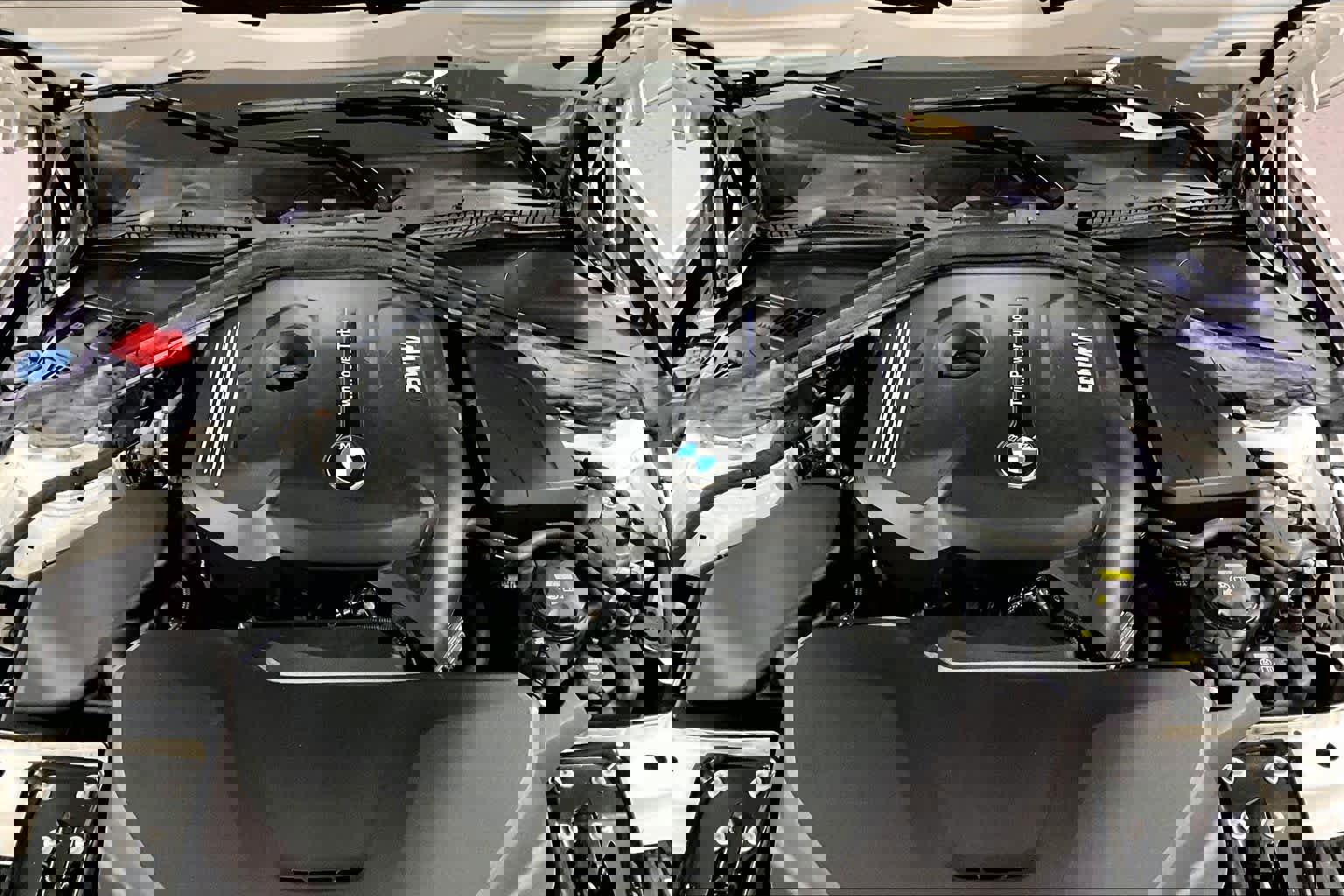 Used 2018 BMW 330i xDrive Sedan w/ M Sport Package image 29