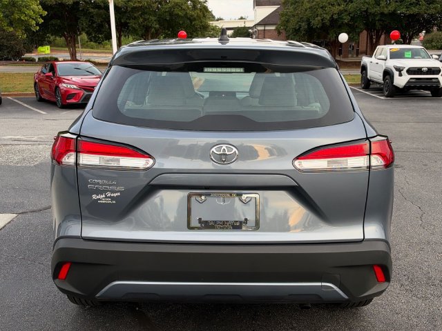 Used 2024 Toyota Corolla Cross L FWD image 4