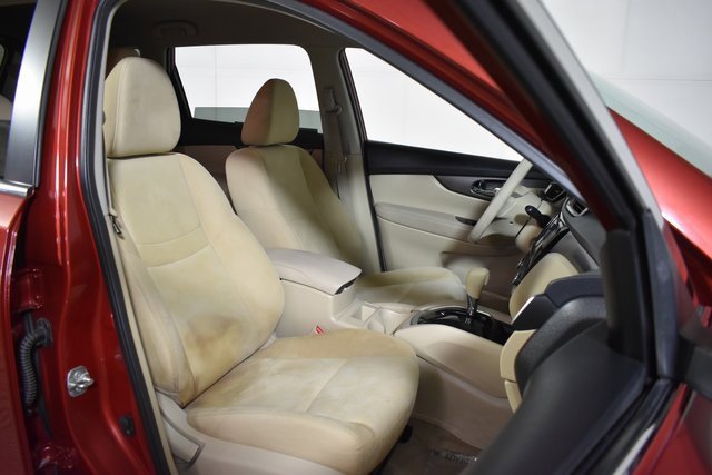 Used 2015 Nissan Rogue SV image 31