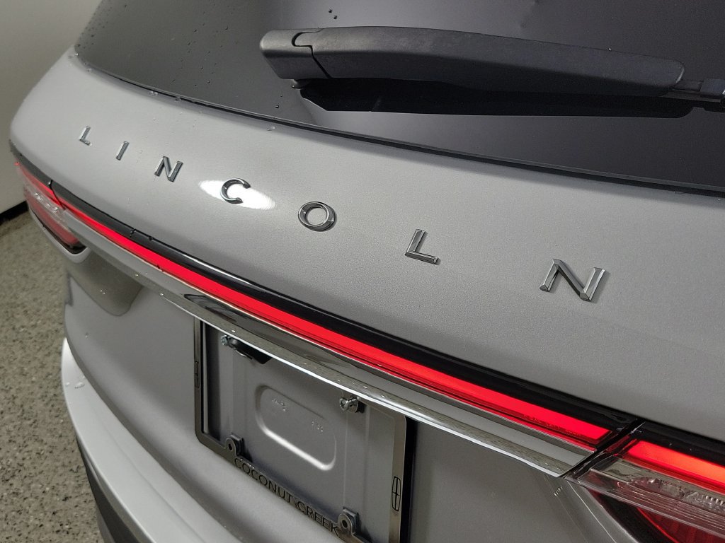 Certified 2020 Lincoln Corsair FWD w/ Premium Package image 5