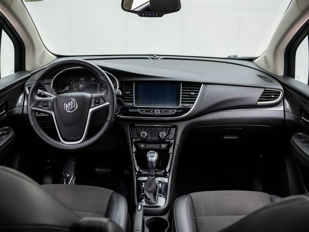 Used 2018 Buick Encore Sport Touring image 11