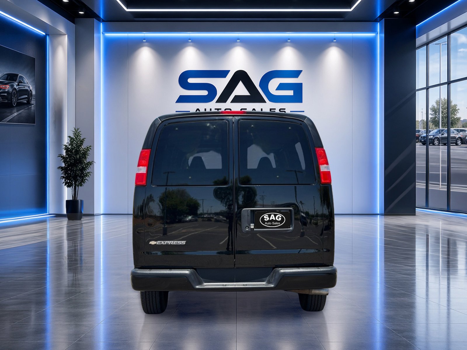 Used 2023 Chevrolet Express 3500 LS RWD image 6