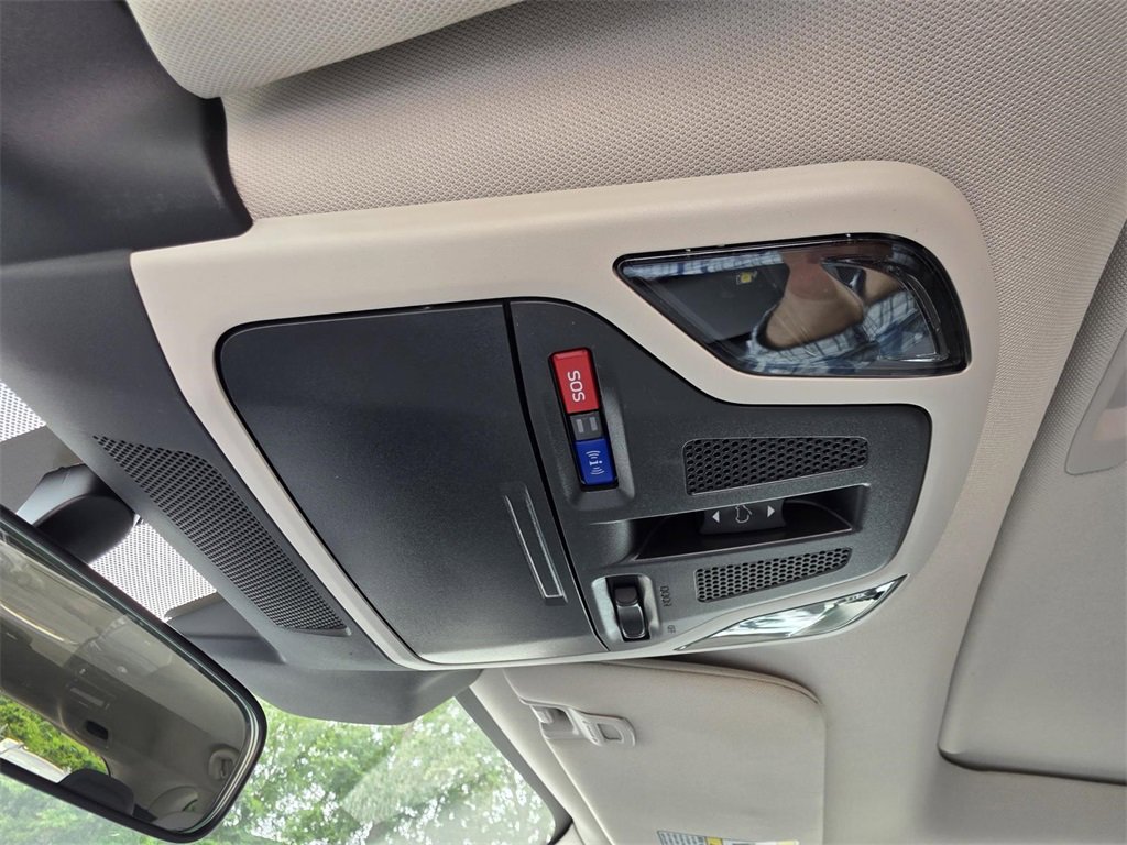 New 2025 Subaru Outback Premium image 31