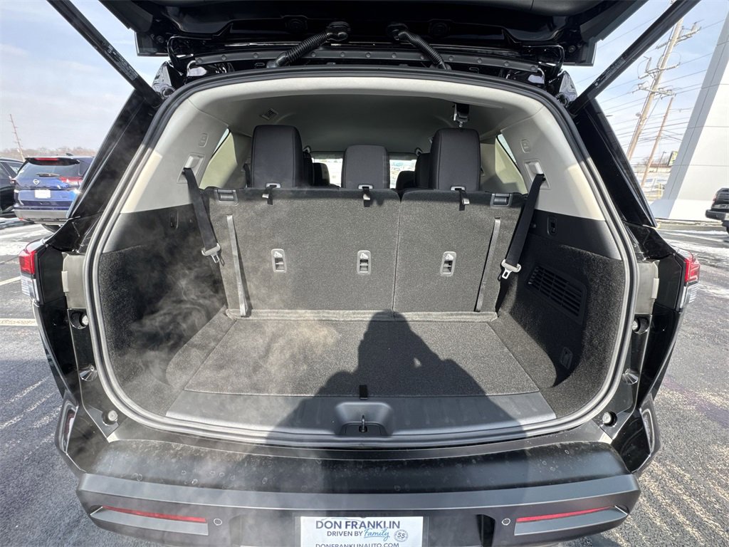 New 2026 Nissan Pathfinder SV image 24