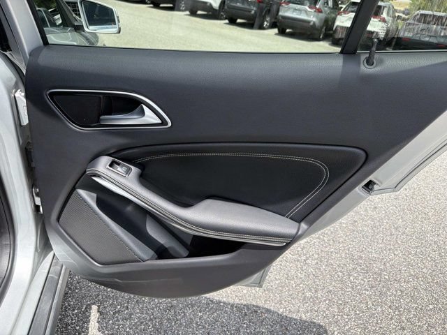 Used 2017 Mercedes-Benz GLA 250 4MATIC image 18