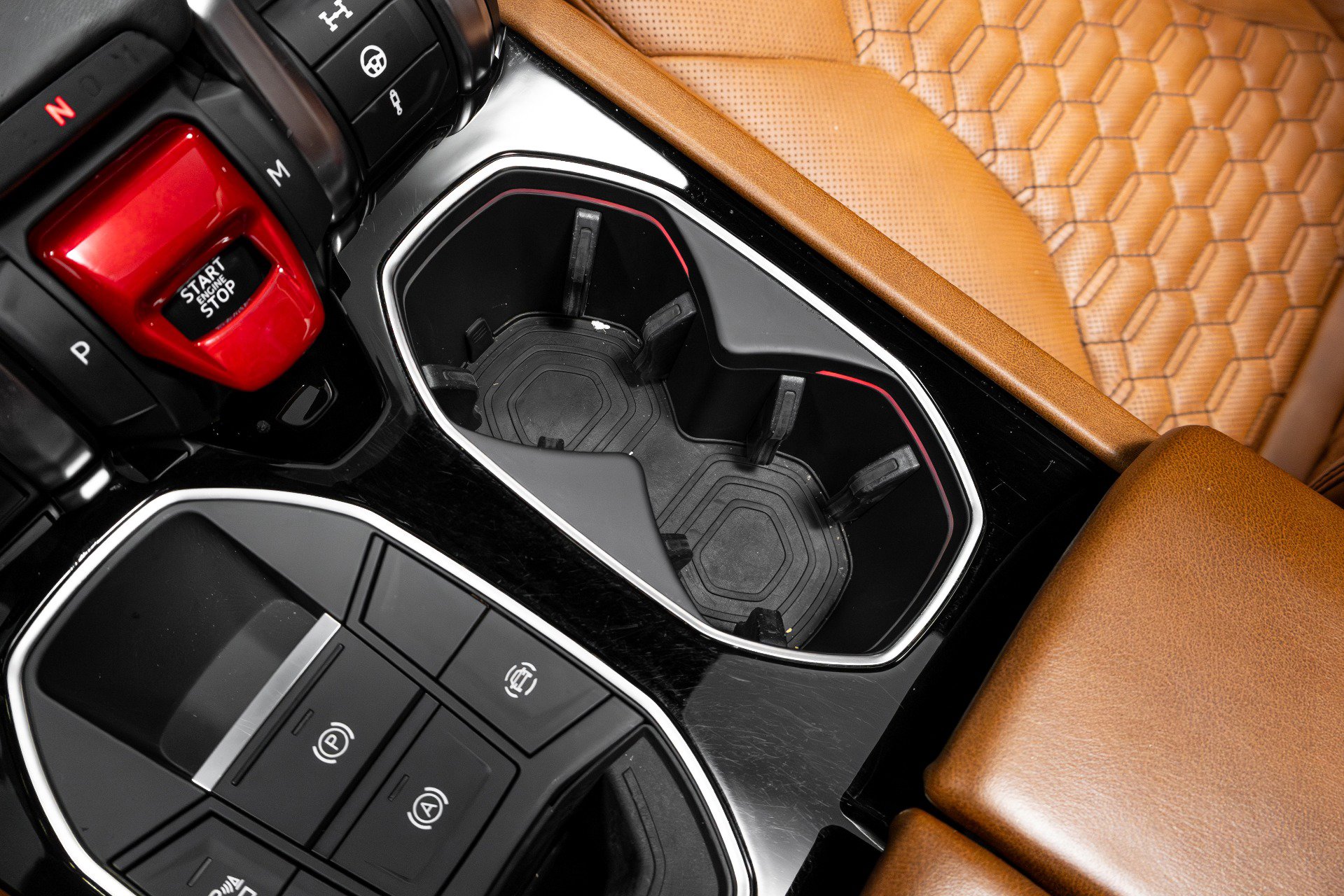 Used 2019 Lamborghini Urus image 73