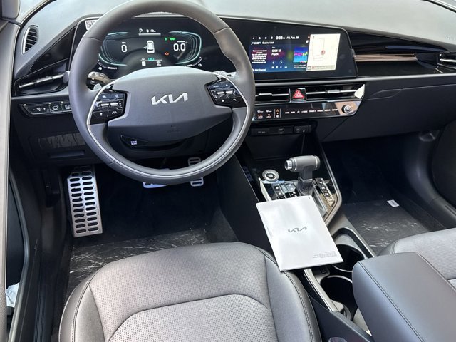 New 2025 Kia Niro SX Touring image 23