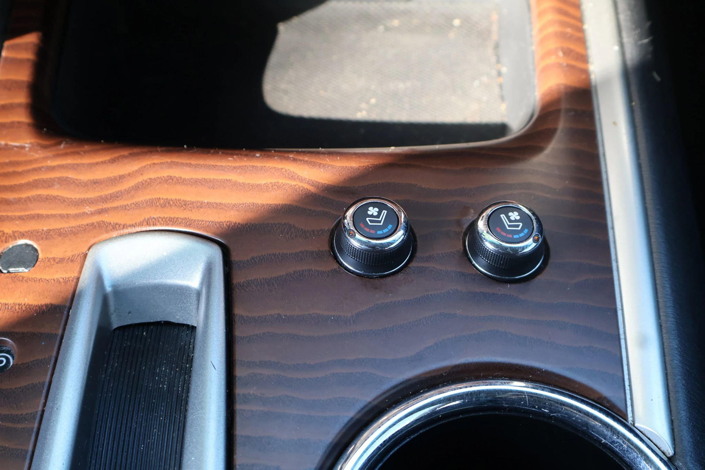 Used 2019 Nissan Pathfinder Platinum image 36