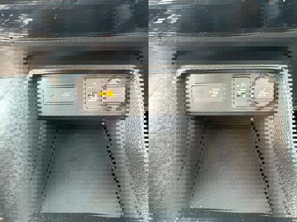 Used 2023 Honda Civic LX image 24