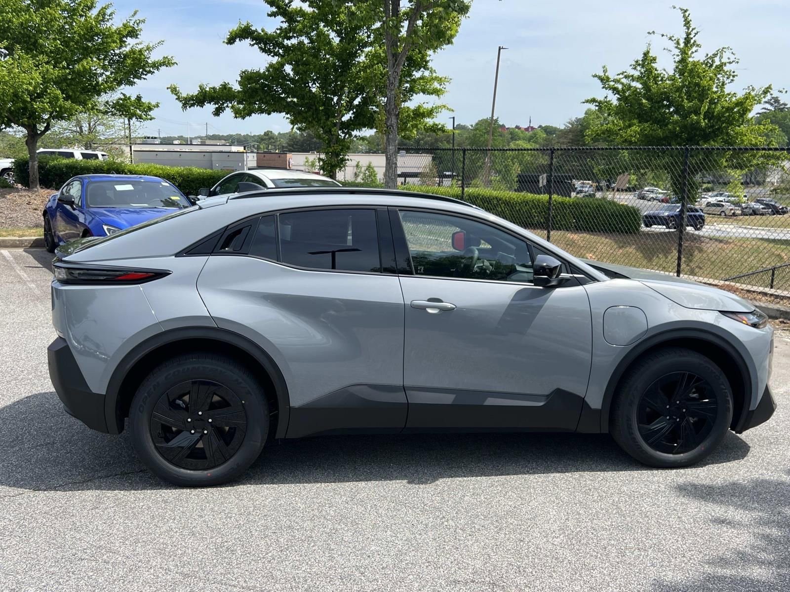 New 2026 Subaru Uncharted AWD image 8