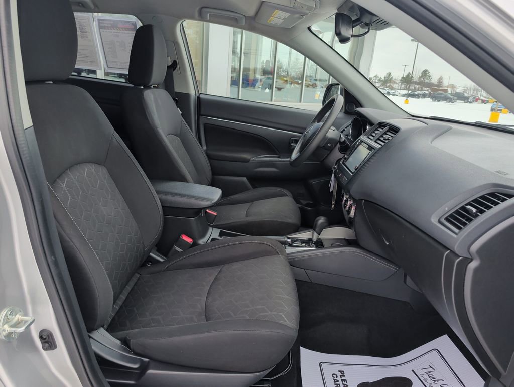 Used 2021 Mitsubishi Outlander Sport ES image 21