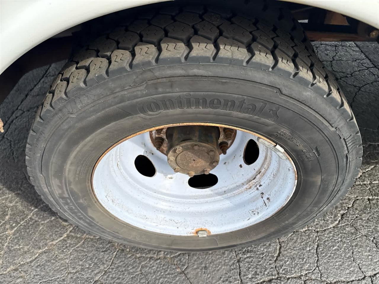 Used 2012 Ford F550 XL w/ PWR Equipment Group image 9