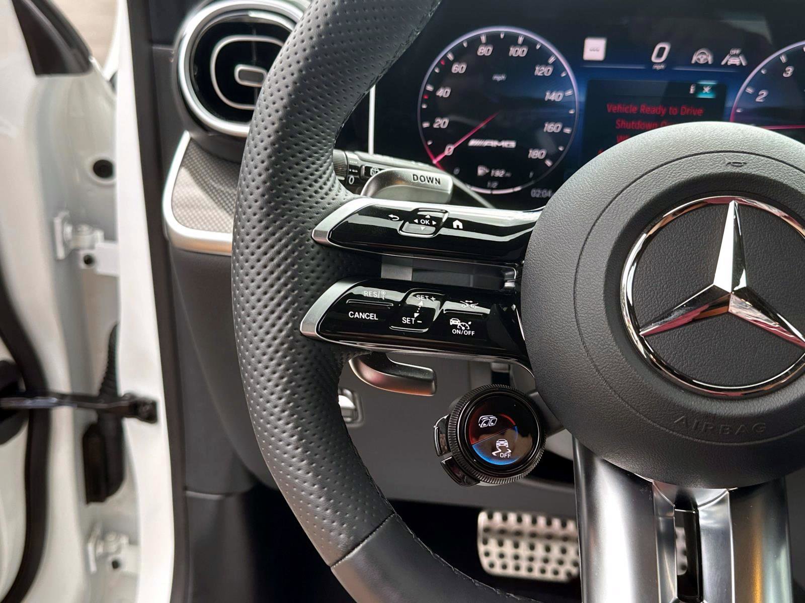 Used 2025 Mercedes-Benz GLC 43 AMG 4MATIC image 25